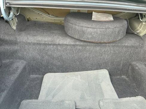 Used 2005 Mercury Grand Marquis LS image 19