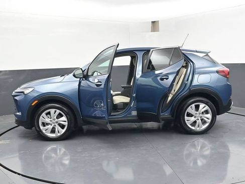 Used 2025 Buick Encore GX Preferred FWD image 51