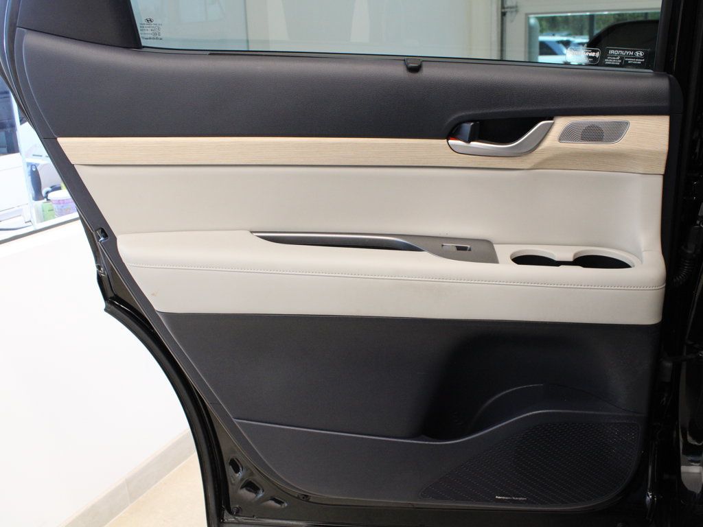 Used 2023 Hyundai Palisade Calligraphy w/ Winter Package FWD image 35