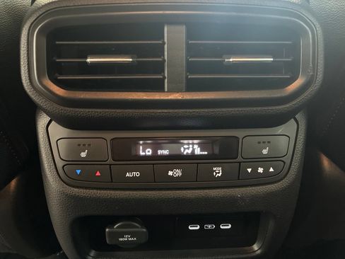 Used 2024 Honda Ridgeline Black Edition image 13