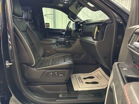 Used 2024 GMC Sierra 1500 AT4X AWD/4WD image 23