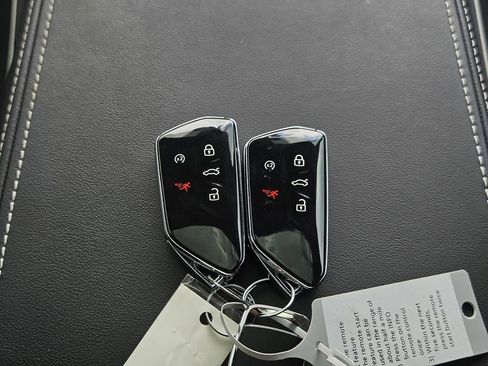 Used 2024 Volkswagen Atlas Cross Sport SEL Premium R-Line image 41