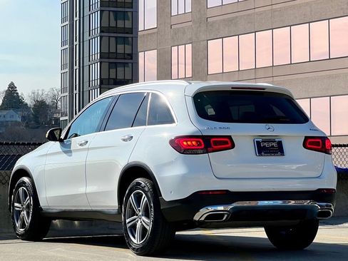 Certified 2022 Mercedes-Benz GLC 300 4MATIC image 5