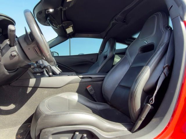Used 2017 Chevrolet Corvette Stingray Coupe RWD image 7