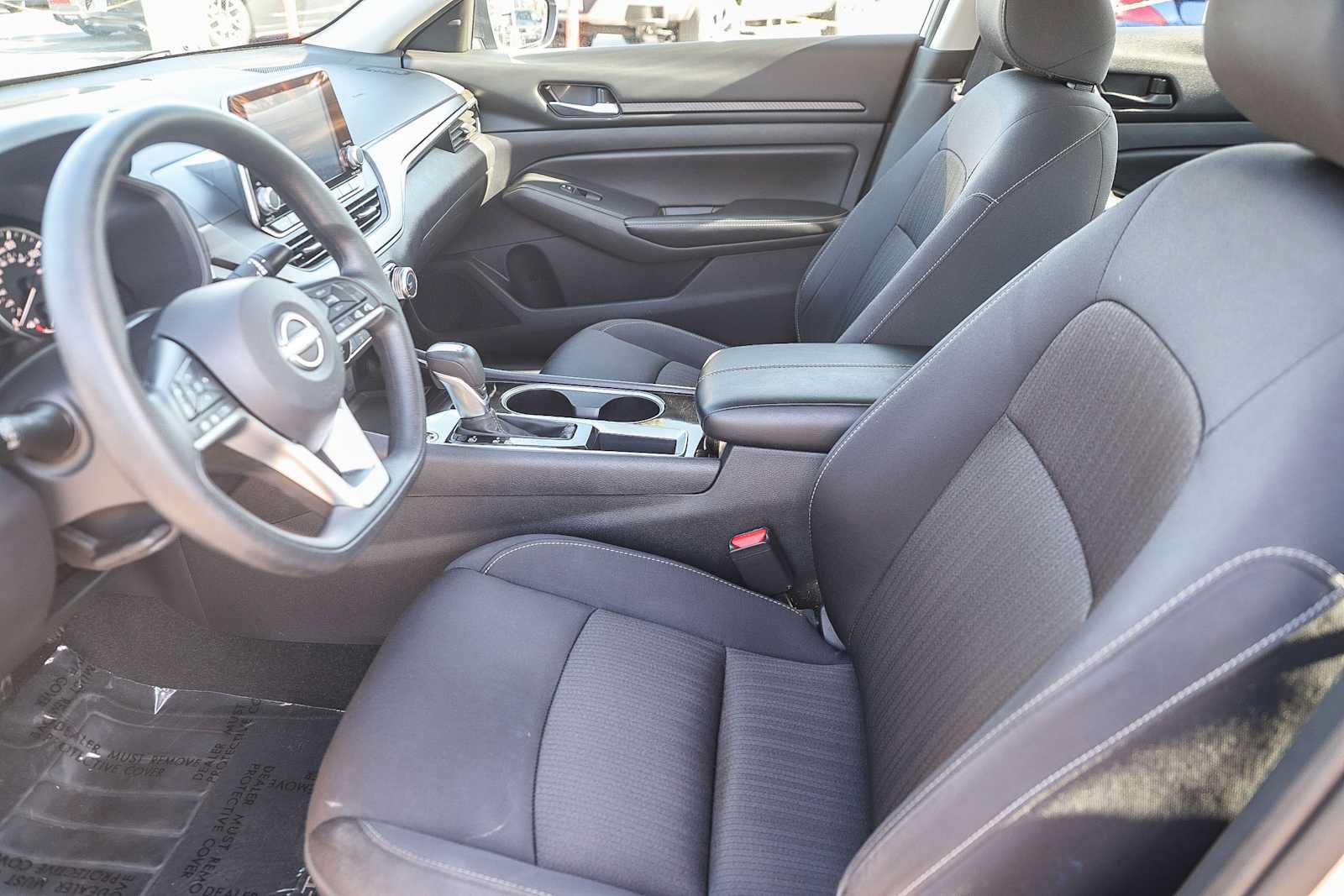 Used 2024 Nissan Altima 2.5 SV FWD image 20