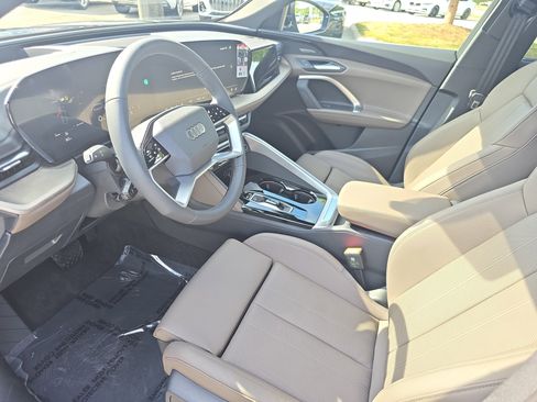 New 2025 Audi Q5 Premium Plus image 16