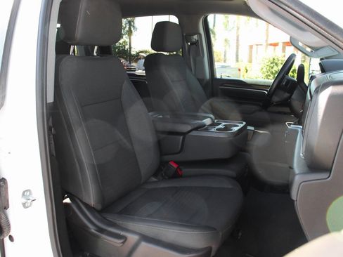 Used 2025 Chevrolet Silverado 2500 LT w/ Convenience Package image 37