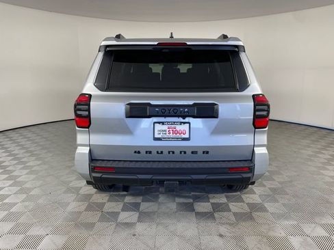 New 2026 Toyota 4Runner SR5 AWD/4WD image 13