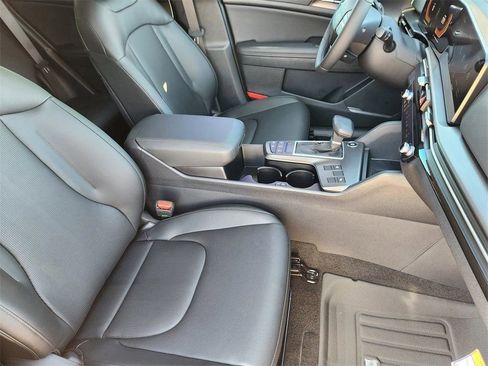 New 2026 Kia Sportage EX w/ EX Panorama Roof Package FWD image 11