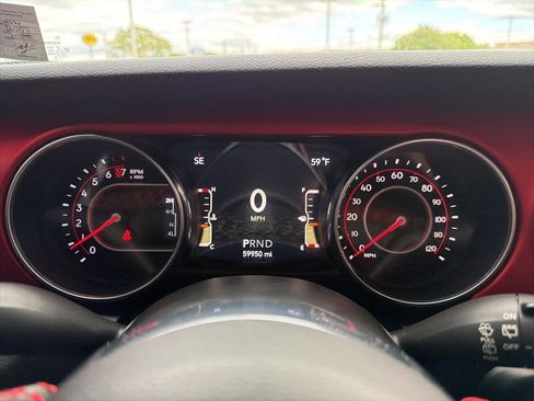 Used 2020 Jeep Wrangler Unlimited Rubicon w/ Dual Top Group AWD/4WD image 26