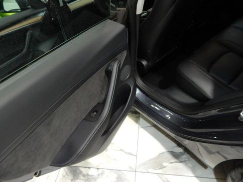 Used 2023 Tesla Model 3 Performance image 20