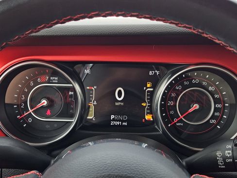 Used 2022 Jeep Wrangler Rubicon AWD/4WD image 19