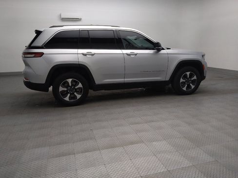 Used 2022 Jeep Grand Cherokee Limited 4xe w/ Luxury Tech Group II AWD/4WD image 10