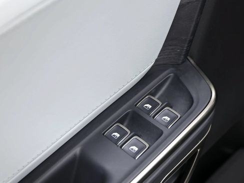 Used 2024 Rivian R1S Adventure AWD/4WD image 13