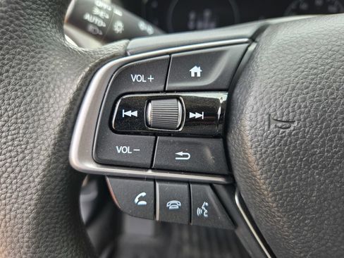 Used 2022 Honda Accord LX image 12