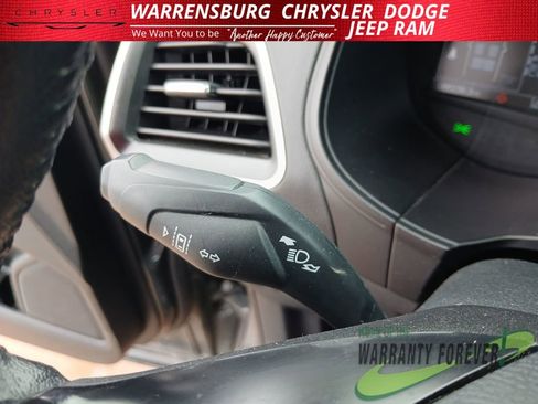 Used 2024 Ford Edge SEL AWD/4WD image 15