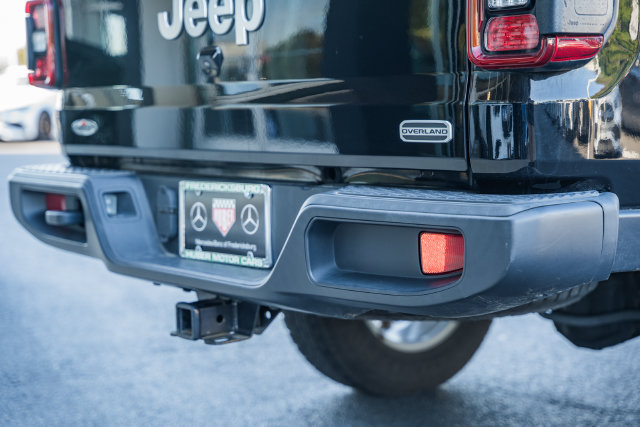 Used 2020 Jeep Gladiator Overland AWD/4WD image 9