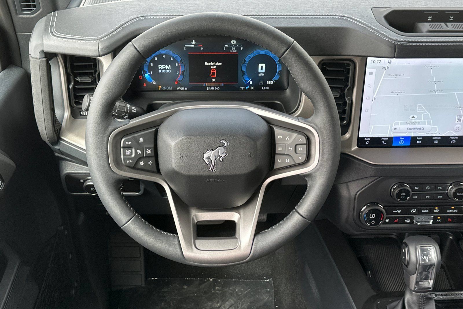 New 2026 Ford Bronco Outer Banks w/ Sasquatch Package AWD/4WD image 14