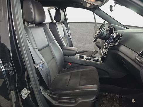 Used 2021 Jeep Grand Cherokee Laredo X AWD/4WD image 11