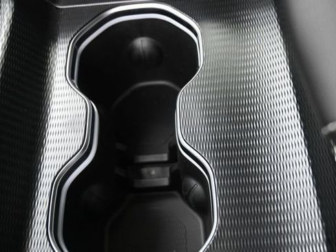 New 2025 Jeep Grand Cherokee Limited w/ Black Appearance Package image 16