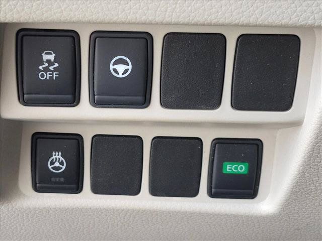 Used 2019 Nissan Rogue Sport SL w/ Premium Package FWD image 12