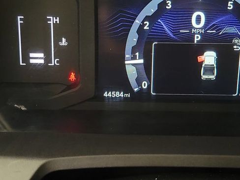 Used 2025 Toyota Tacoma SR5 RWD image 2