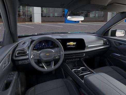 New 2026 Chevrolet Traverse LT image 15