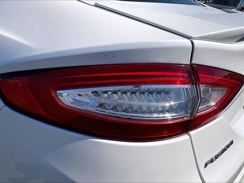 Used 2016 Ford Fusion Titanium FWD image 24