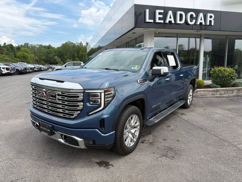 Used 2024 GMC Sierra 1500 Denali w/ Technology Package AWD/4WD image 1