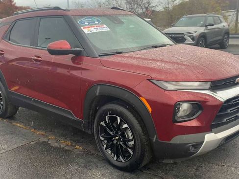 Certified 2023 Chevrolet TrailBlazer LT w/ Convenience Package image 2