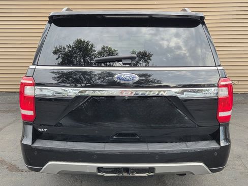 Used 2018 Ford Expedition Max XLT image 5