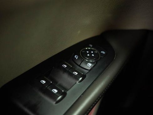 Used 2019 Lincoln Nautilus Reserve AWD/4WD image 30