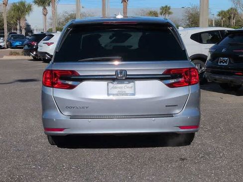 Used 2024 Honda Odyssey Touring image 7