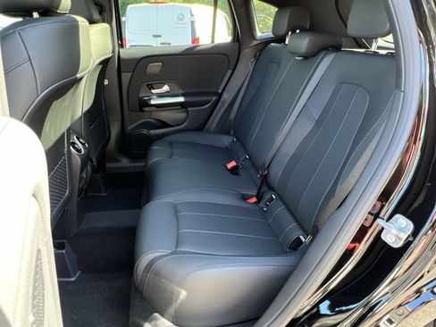 Used 2026 Mercedes-Benz GLA 250 4MATIC image 23