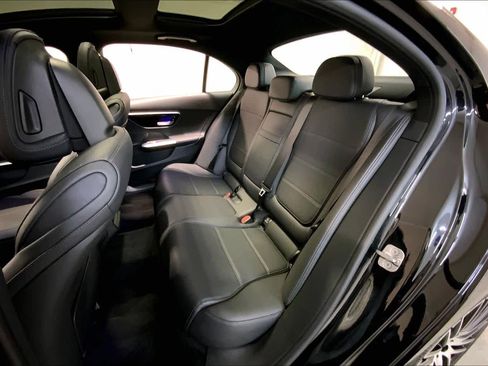 Used 2025 Mercedes-Benz C 300 4MATIC Sedan image 20