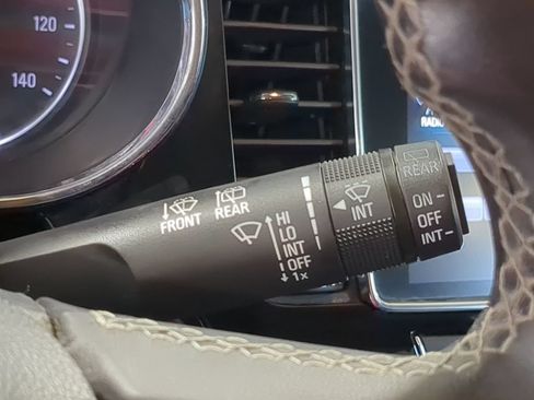 Used 2019 Buick Encore Preferred AWD/4WD image 30