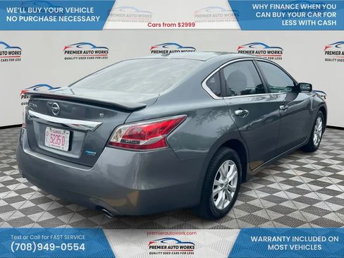 Used 2014 Nissan Altima 2.5 S w/ Sport Value Package FWD image 4