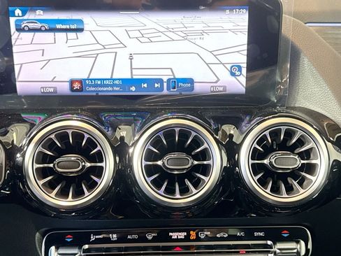 New 2026 Mercedes-Benz GLA 35 AMG 4MATIC image 12