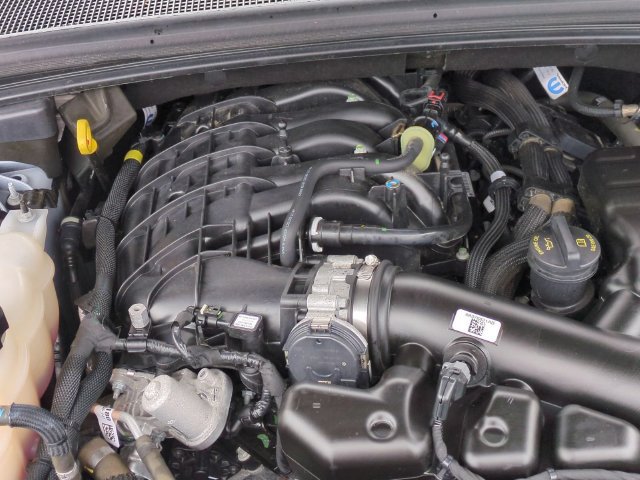 Used 2024 Jeep Grand Cherokee Limited AWD/4WD image 31