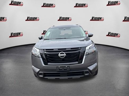 New 2025 Nissan Pathfinder SV w/ Black Appearance Package image 2