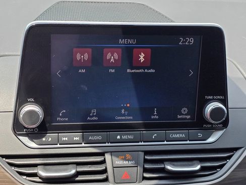 Used 2023 Nissan Altima 2.5 SV FWD image 17
