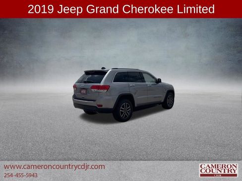 Used 2019 Jeep Grand Cherokee Limited RWD image 3