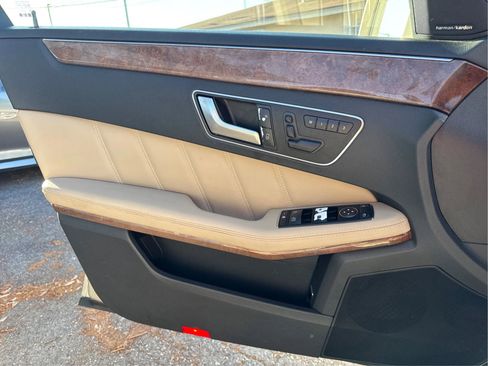 Used 2012 Mercedes-Benz E 350 4MATIC Sedan image 20