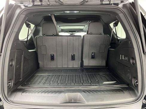 Certified 2025 GMC Yukon XL Elevation w/ LPO, Elevation Black Package AWD/4WD image 33