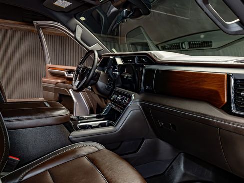 Used 2025 GMC Sierra 2500 Denali w/ Denali Reserve Package image 20