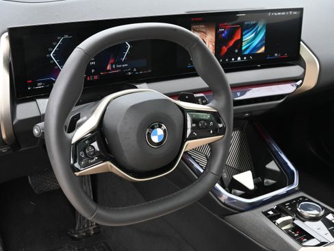 Certified 2025 BMW X3 xDrive30i w/ Premium Package image 29