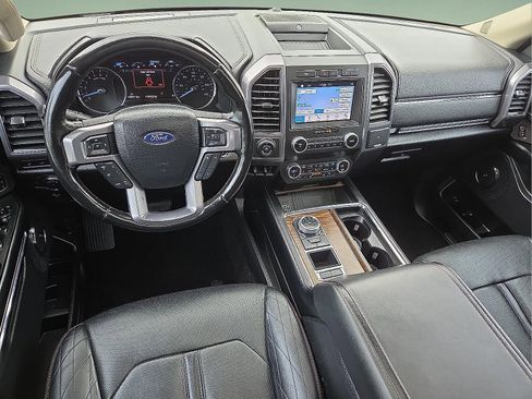 Used 2019 Ford Expedition Platinum RWD image 12