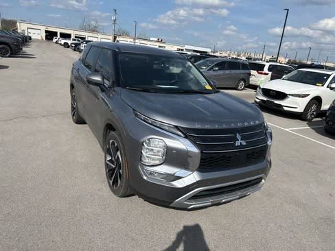 Used 2024 Mitsubishi Outlander SE image 24