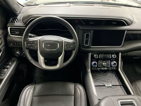 Used 2023 GMC Yukon XL Denali w/ LPO, Floor Liner Package AWD/4WD image 11