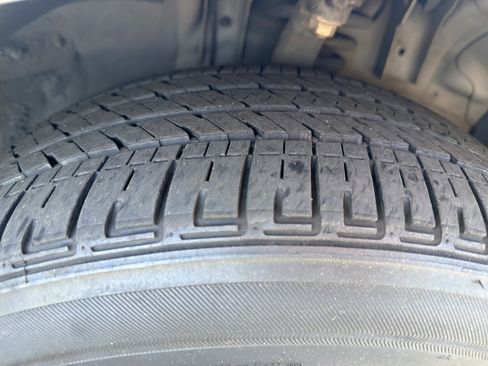 Used 2012 Lincoln MKZ FWD image 12